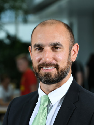 Prof. Mag. Michael Kramer