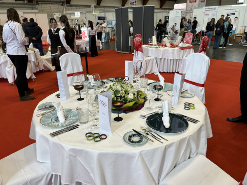 2024_02_03_gedeckterTisch06