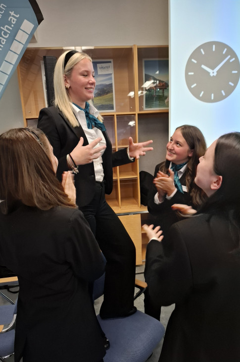 2025_11_ambassador08 2025_11_ambassador08