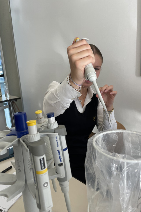 2025_11_genlabor09 2025_11_genlabor09