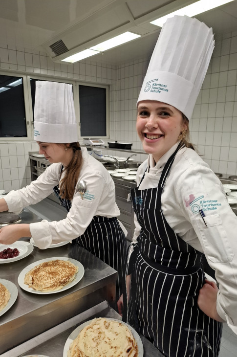 2025_12_04_gettogether11 2025_12_04_gettogether11