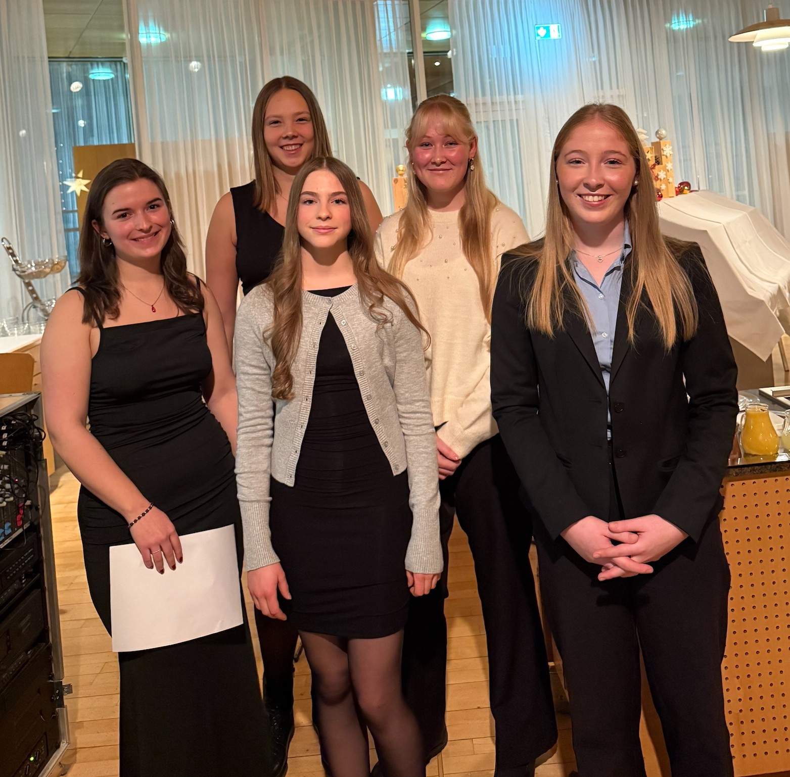 2025_12_weihnachtsfeier_internat03 2025_12_weihnachtsfeier_internat03