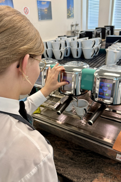 2026_06_10_barista01 2026_06_10_barista01